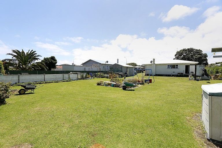 Photo of property in 188 Tasman Street, Opunake, 4616