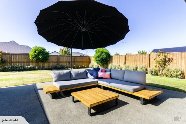 Photo of property in 38 Papawai Drive, Rangiora, 7400