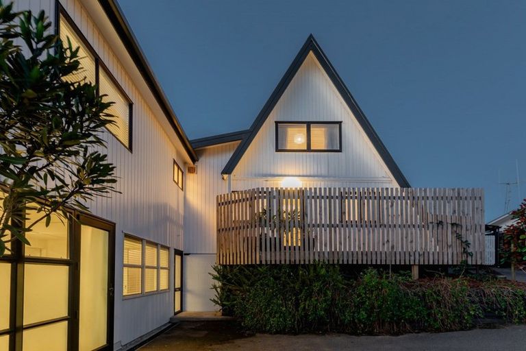 Photo of property in 89 Links Avenue, Mount Maunganui, 3116