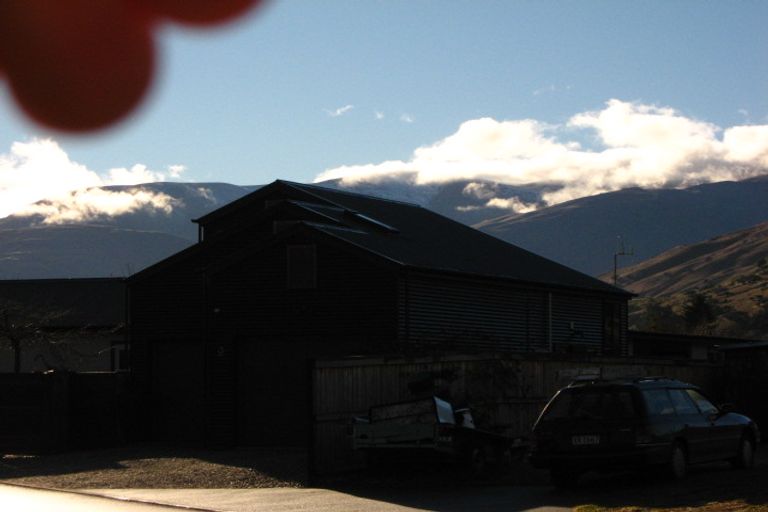 Photo of property in 7 Mystery Grove, Lake Hayes, Queenstown, 9304