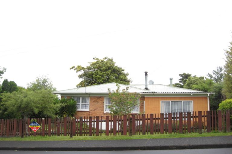 Photo of property in 10 Rosehill Drive, Rosehill, Papakura, 2113