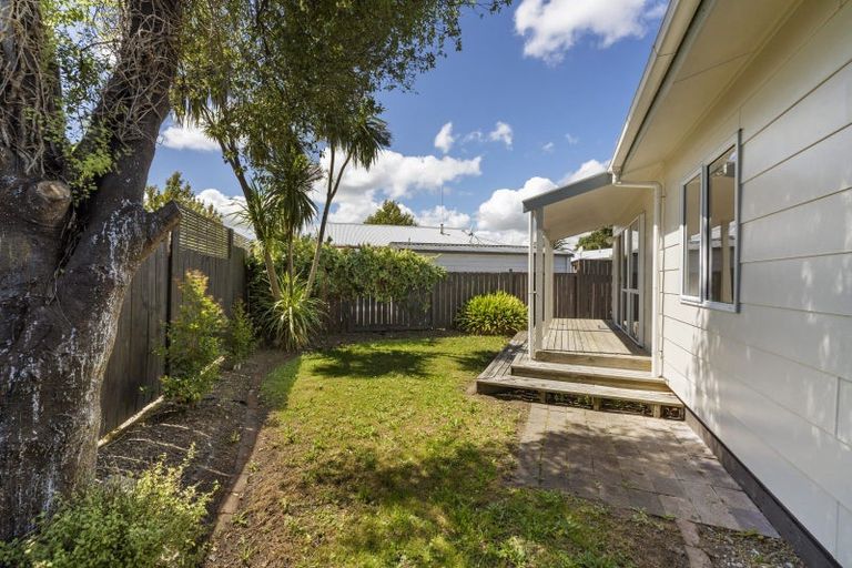 Photo of property in 5 Newton Place, Westbrook, Palmerston North, 4412