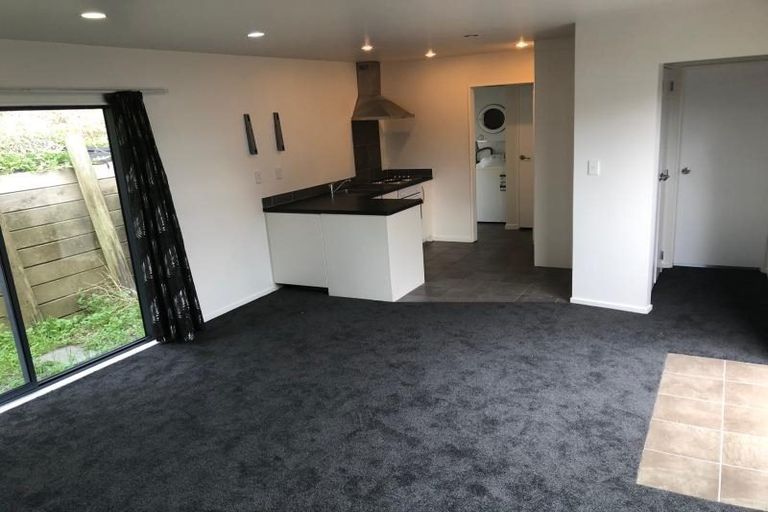 Photo of property in 14b Trinidad Crescent, Grenada Village, Wellington, 6037