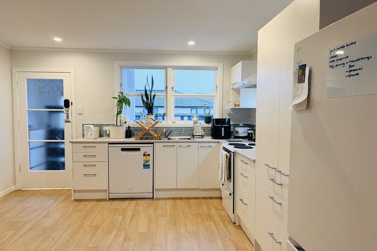 Photo of property in 47a Frederick Street, Avalon, Lower Hutt, 5011