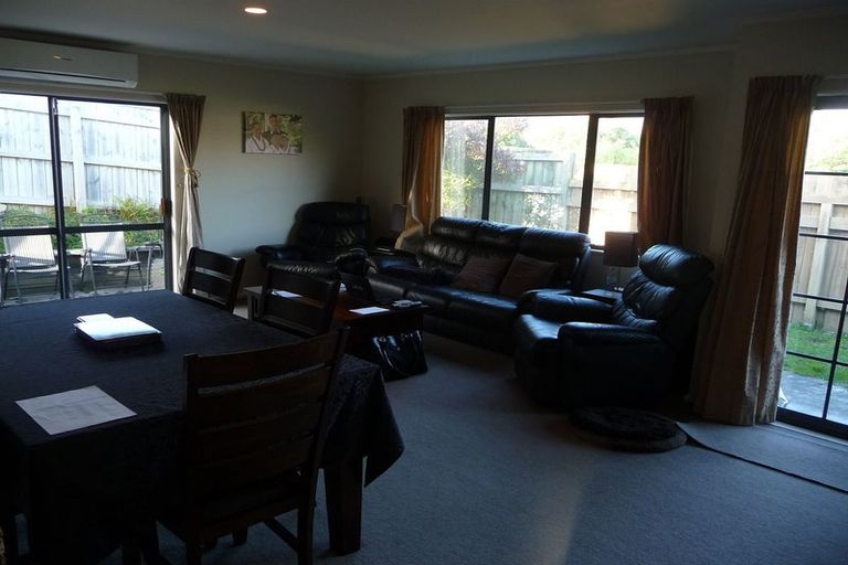 Photo of property in 50 Navigation Drive, Whitby, Porirua, 5024