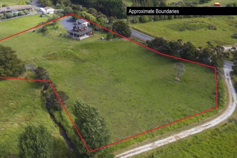 Photo of property in 122 King Road, Mangawhai, Kaiwaka, 0573