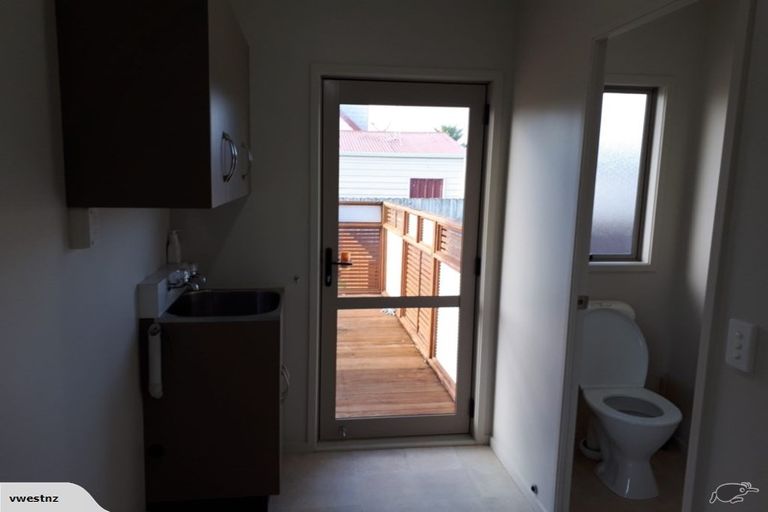 Photo of property in 1 Rena Place, Whitianga, 3510