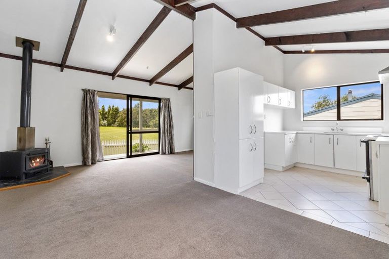Photo of property in 10 Taksan Place, Pukete, Hamilton, 3200