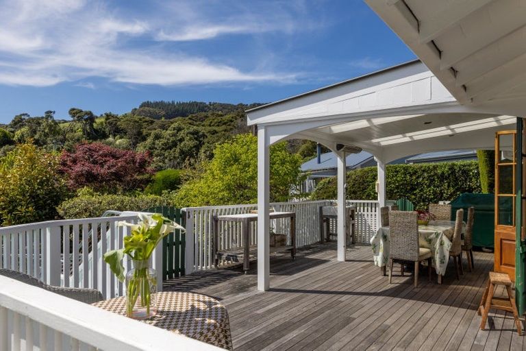 Photo of property in 9 William Street, Akaroa, 7520