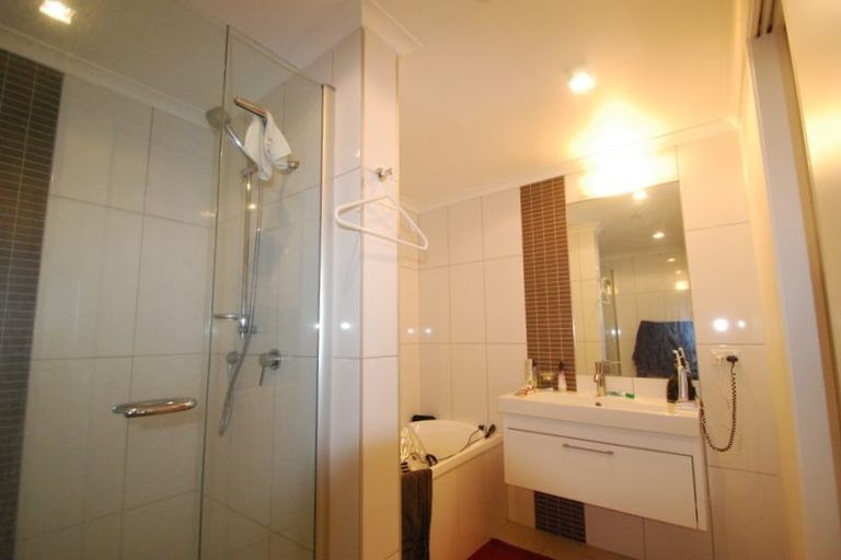 Photo of property in Bellagio Apartments, 5e/39 Taranaki Street, Te Aro, Wellington, 6011