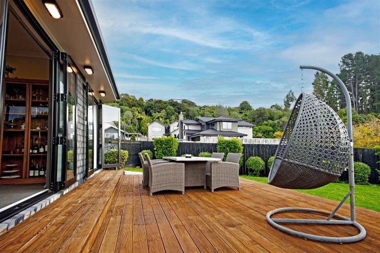 Photo of property in 36 Kurth Crescent, Silverstream, Upper Hutt, 5019