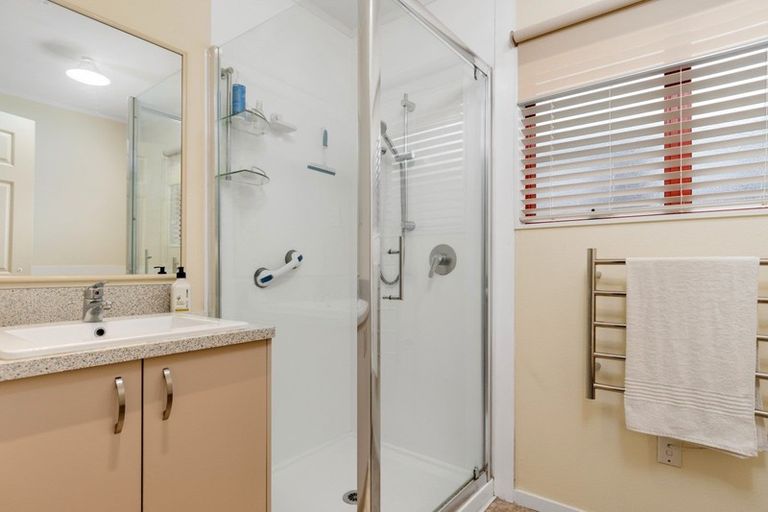 Photo of property in 1/122 Kenny Street, Waihi, 3610