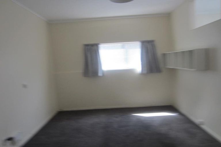 Photo of property in 3 Saint Hildas Glade, Tawa, Wellington, 5028