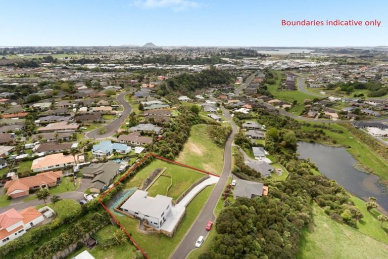 Photo of property in 12 Southill Way, Pyes Pa, Tauranga, 3112
