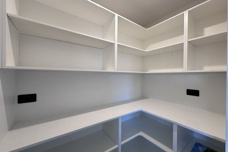 Photo of property in 17 Poipoi Place, Aranui, Christchurch, 8061