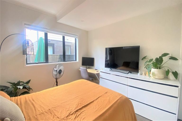 Photo of property in 10c Malvern Road, Morningside, Auckland, 1022