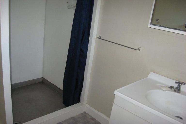 Photo of property in 10 Buckingham Street, Melrose, Wellington, 6023