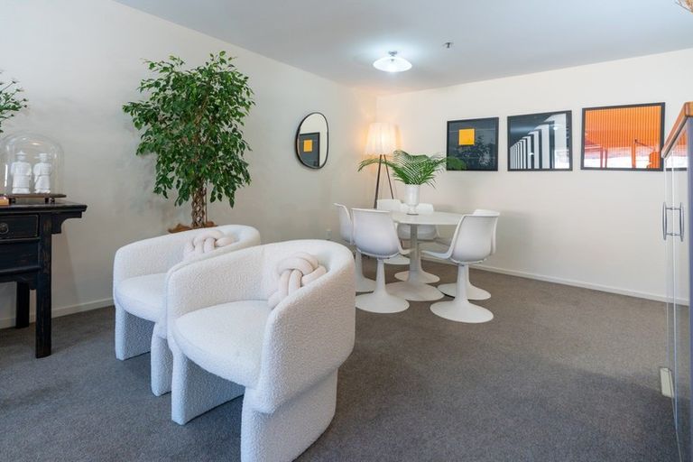 Photo of property in Elizabeth Street Chapel, 7/6 Elizabeth Street, Mount Victoria, Wellington, 6011