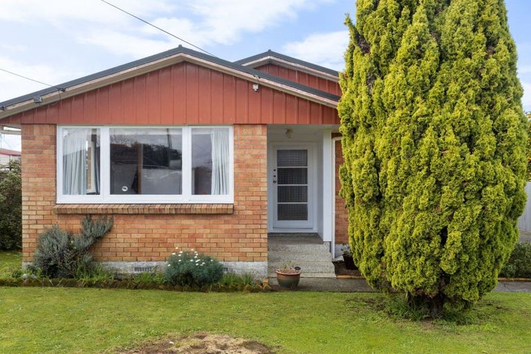 Photo of property in 1086 Hazelmere Crescent, Te Awamutu, 3800