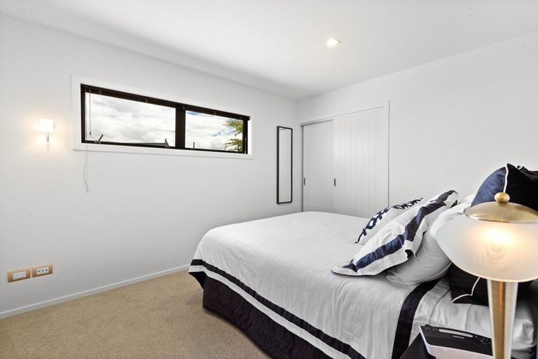 Photo of property in 36 Orford Drive, Jacks Point, Queenstown, 9371