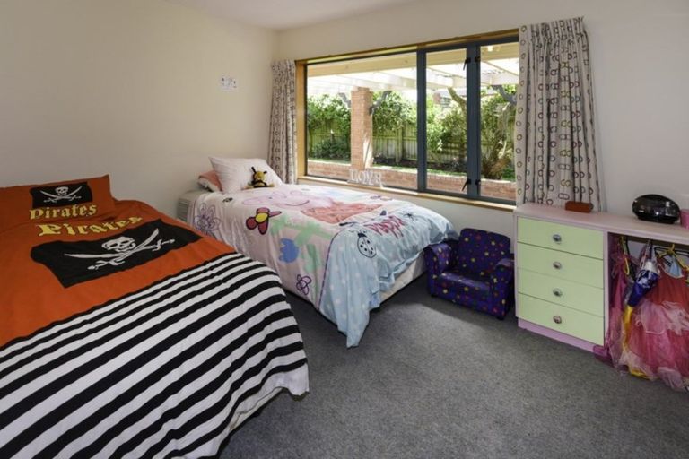 Photo of property in 4 Oakden Drive, Darfield, 7510