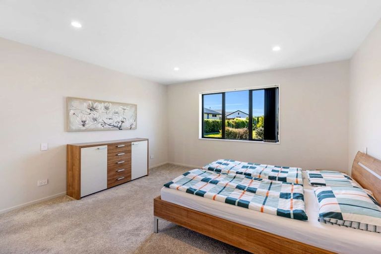 Photo of property in 11 Paradise Way, Amberley, 7410