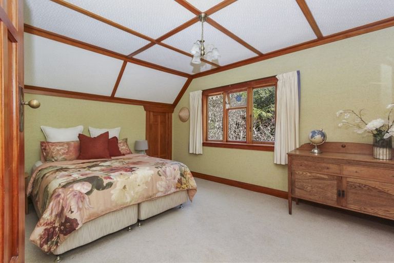 Photo of property in 3 Redcoat Lane, New Plymouth, 4310