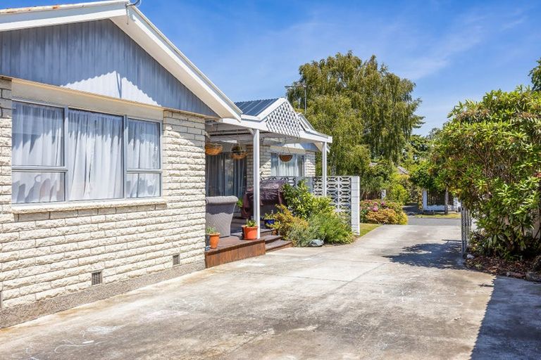 Photo of property in 26 Jenkins Avenue, Redwood, Christchurch, 8051