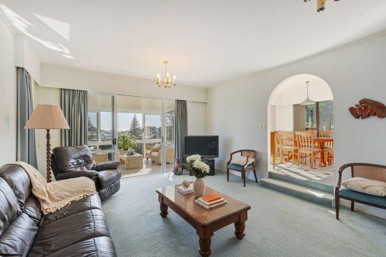 Photo of property in 19 Darwin Crescent, Spotswood, New Plymouth, 4310