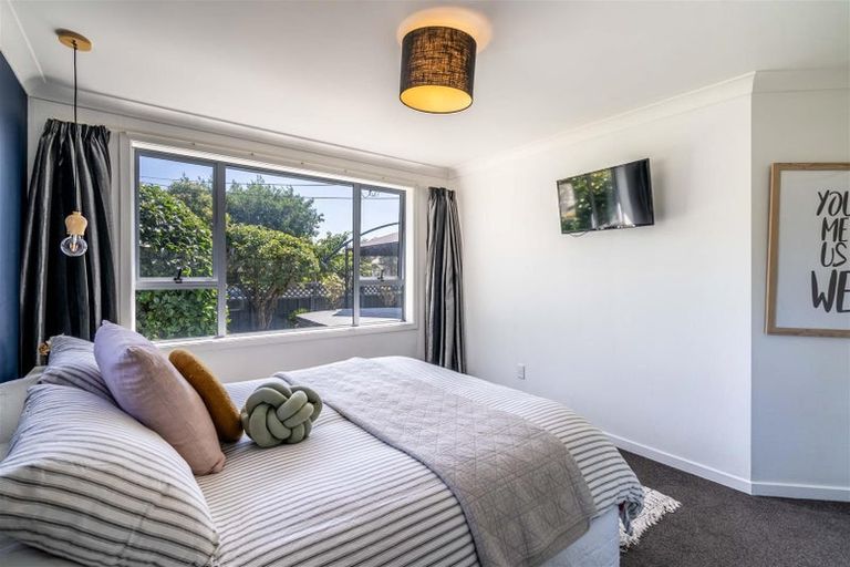 Photo of property in 15 Weka Street, Waikiwi, Invercargill, 9810