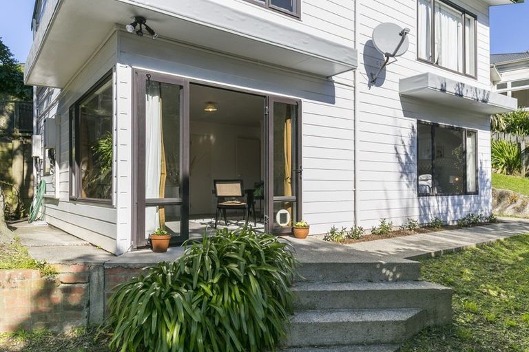 Photo of property in 26b Rhine Street, Island Bay, Wellington, 6023