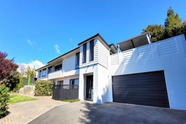 Photo of property in 82 Mchardy Street, Havelock North, 4130