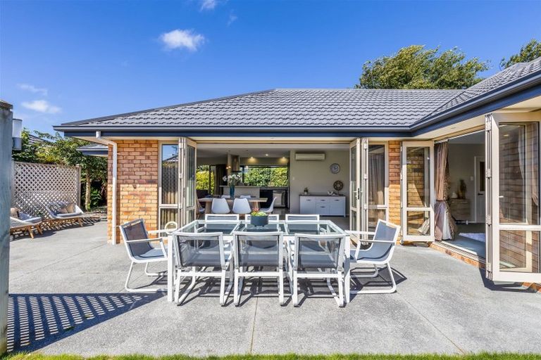 Photo of property in 40 Burbank Drive, Aidanfield, Christchurch, 8025