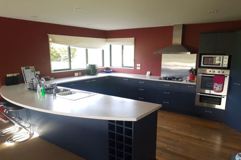 Photo of property in 33 Waterbridge Way, Rolleston, 7614