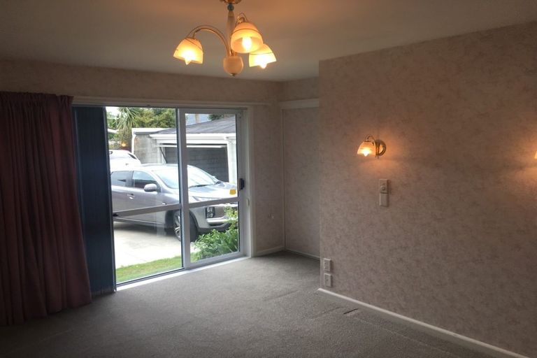 Photo of property in 4 Grahams Road, Ilam, Christchurch, 8041