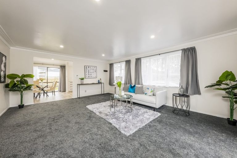 Photo of property in 2/22 Mcdougall Street, Manurewa East, Auckland, 2102