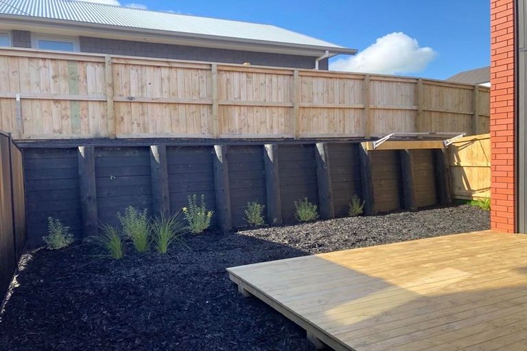 Photo of property in 4/15 Onukutara Place, Huntington, Hamilton, 3281