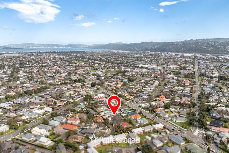 Photo of property in 212c Waiwhetu Road, Waterloo, Lower Hutt, 5011