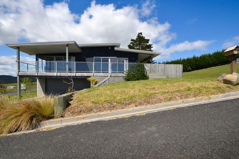 Photo of property in 23 Lori Lane, Coopers Beach, 0420