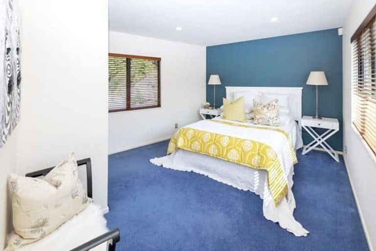 Photo of property in 126b Clovelly Road, Bucklands Beach, Auckland, 2012