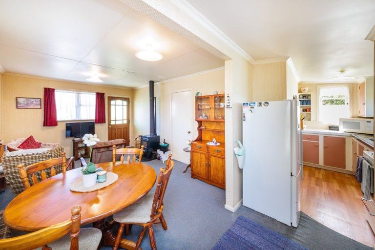 Photo of property in 24 Criterion Street, Bulls, 4818