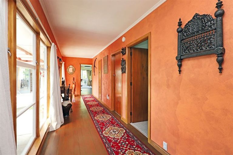 Photo of property in 309 Collinge Road, Mayfair, Hastings, 4122