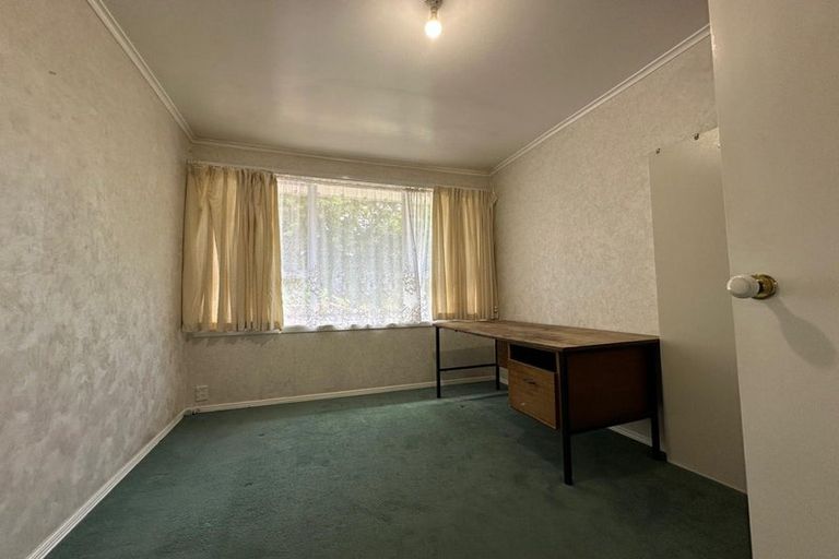 Photo of property in 10 Choice Avenue, Henderson, Auckland, 0612