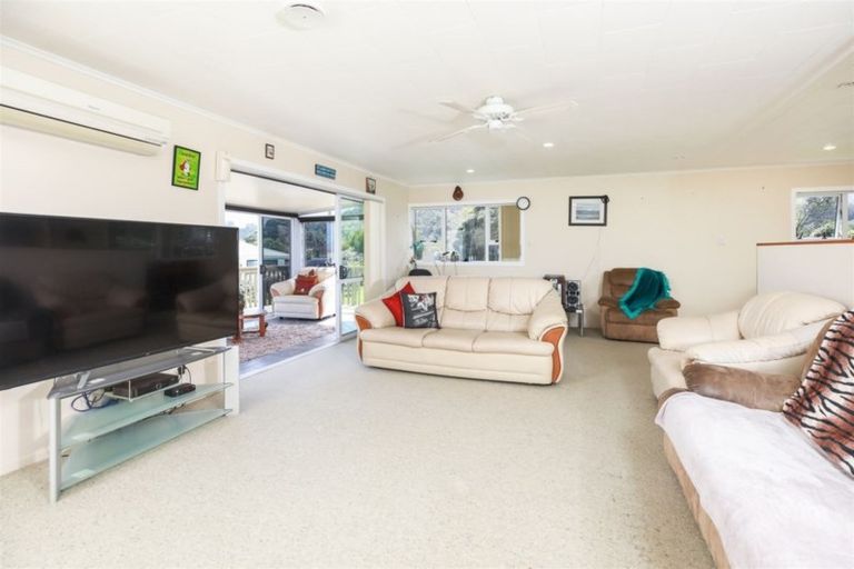 Photo of property in 39 West Crescent, Te Puru, Thames, 3575