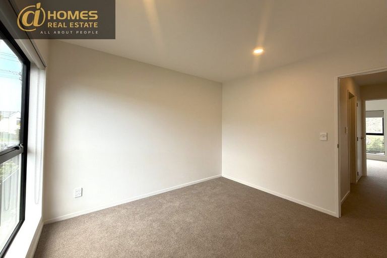 Photo of property in 6/237 Swanson Road, Henderson, Auckland, 0610