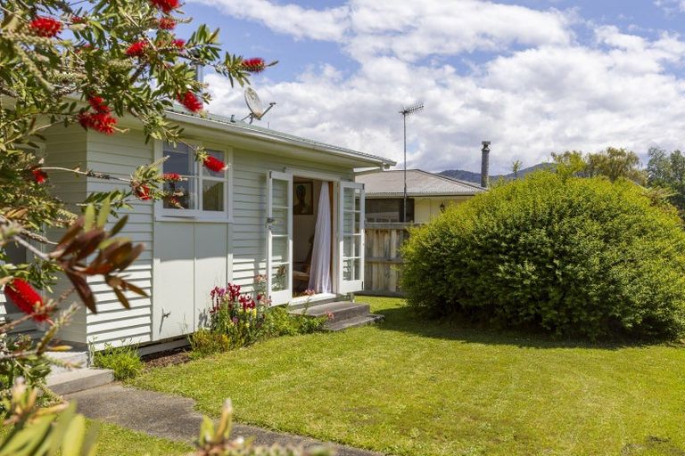 Photo of property in 41 Te Rangitautahanga Road, Turangi, 3334