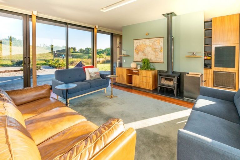 Photo of property in 153 Bing Lucas Drive, Tawa, Wellington, 5028