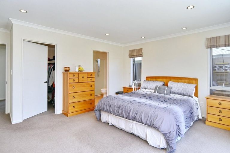 Photo of property in 7 Wairepo Close, Rangiora, 7400