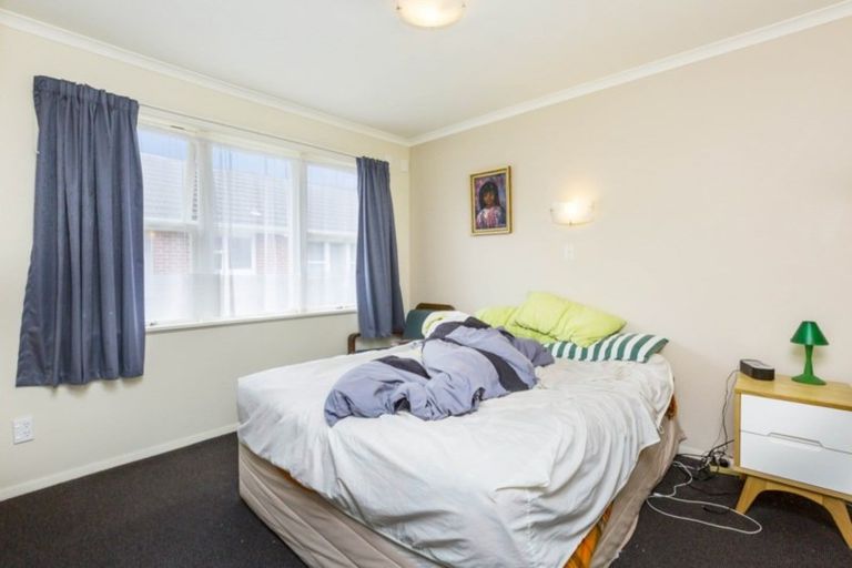 Photo of property in 1/29 Hillside Drive, Maoribank, Upper Hutt, 5018