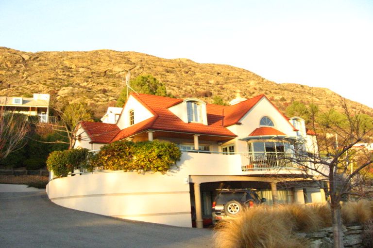 Photo of property in 37 Willow Place, Kawarau Falls, Queenstown, 9300